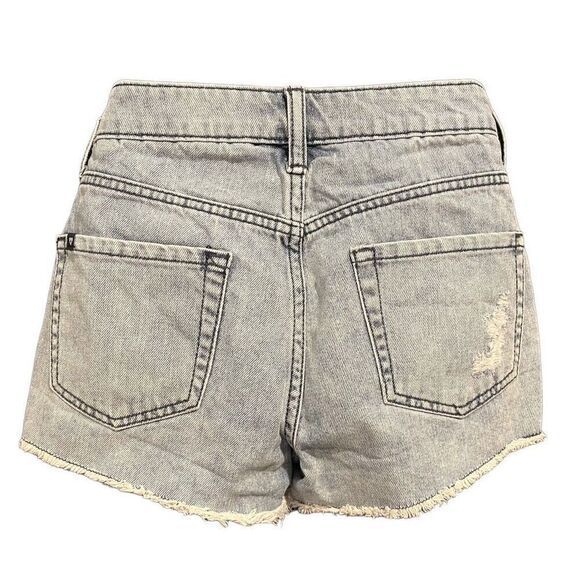 Hot Topic Blackheart High Rise Drawing Sketch Shorts Junior’s 1 - Picture 2 of 6